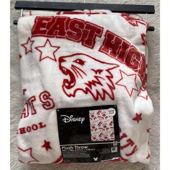 Disney High School Musical East High Wildcats Throw Blanket 50 X 70” White NEW - Picture 9 of 14